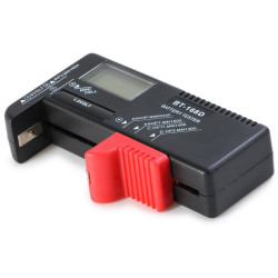Digitální měřič baterií